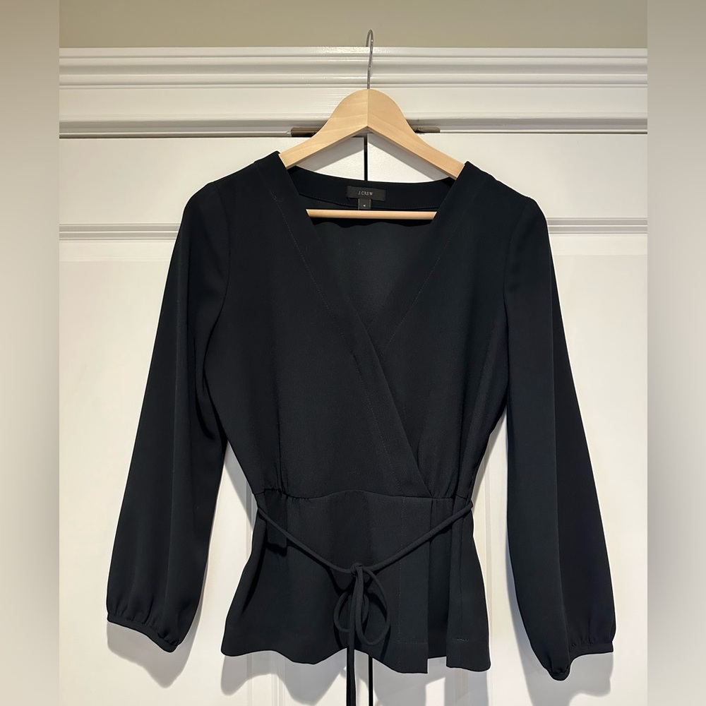 J. CREW peplum waist v-neck 3/4 sleeve top with self tie belt, size 4